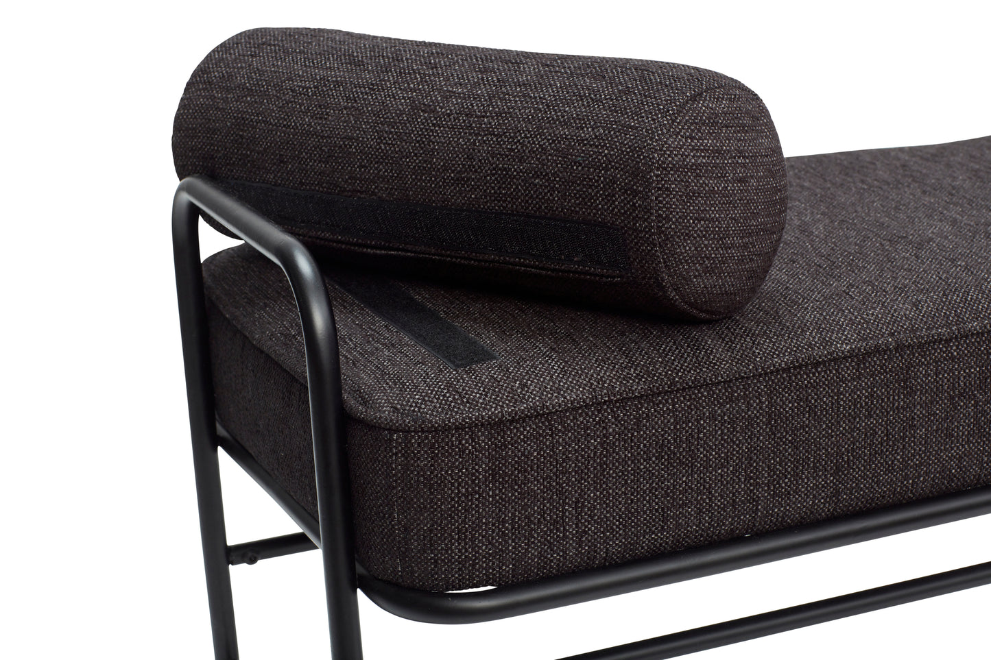 Banc en tuyaux noirs