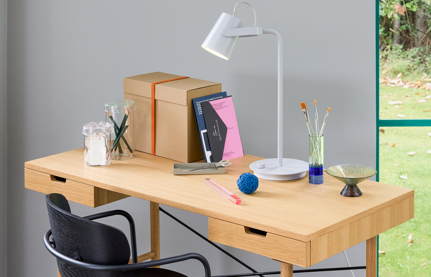 Bureau de studio naturel