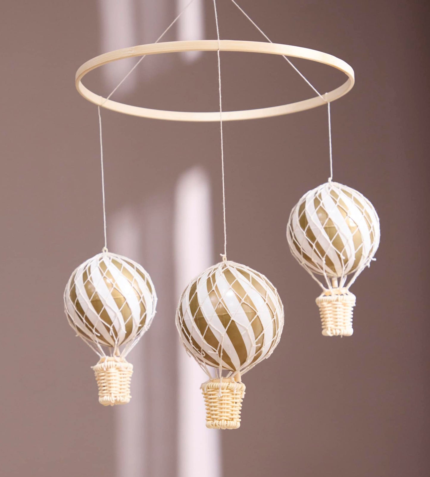 Mobile montgolfière - doré