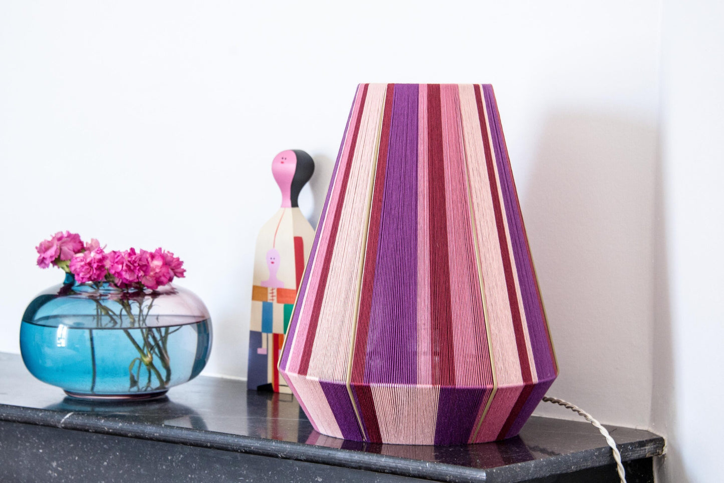 Lampe de table La Passionnée bordeaux - poudré