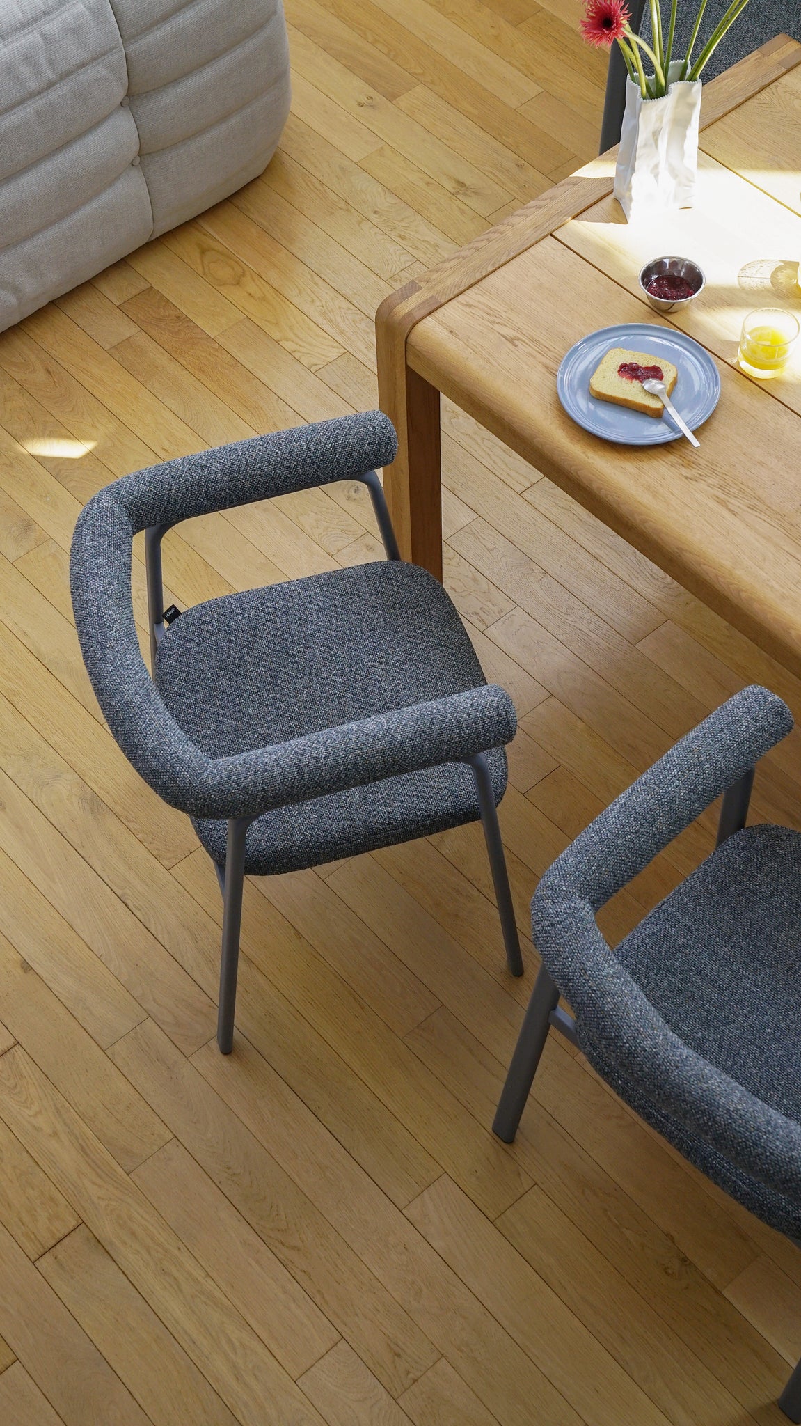 Chaise de salle à manger Ecto grise