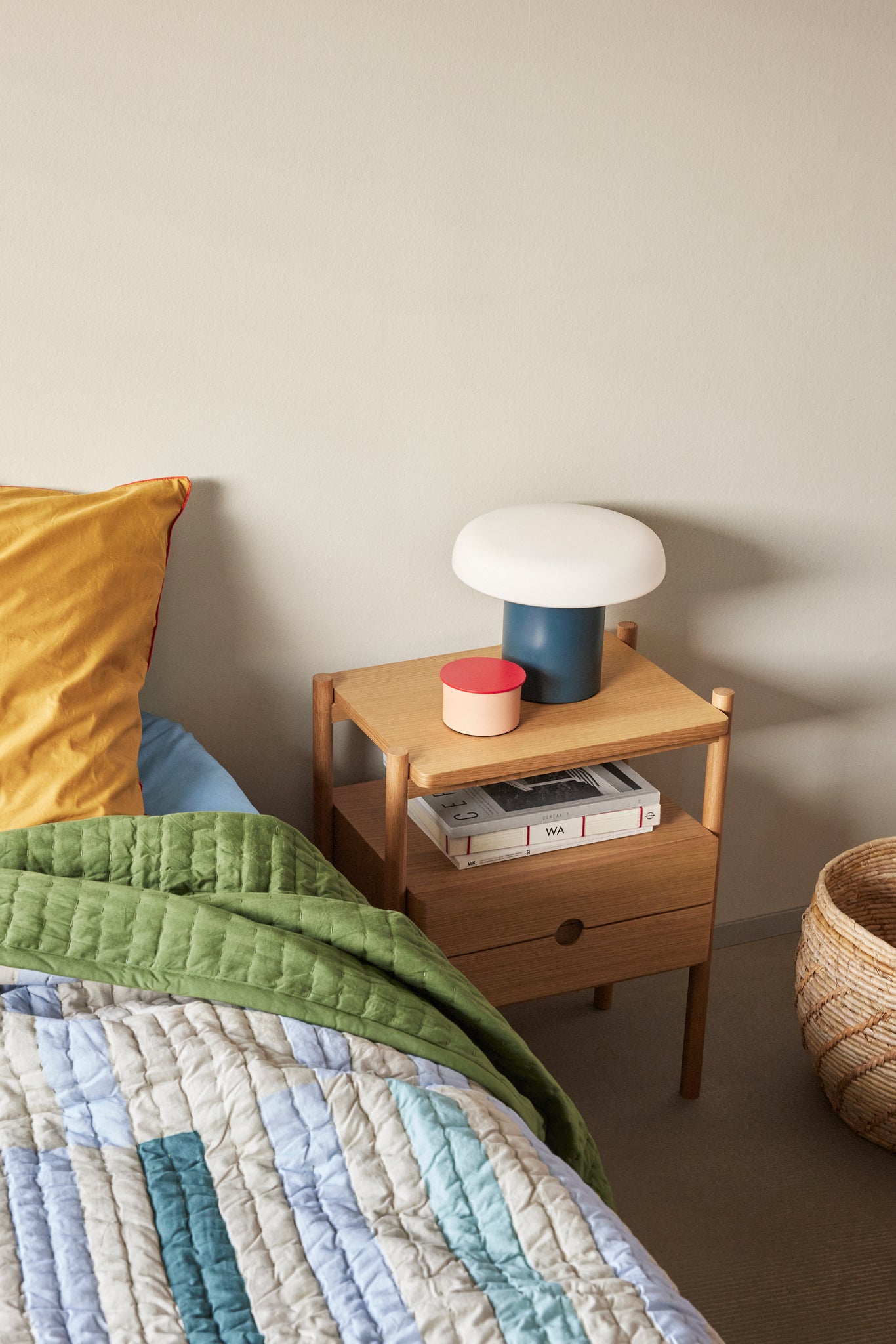 Couvre‑lit Twist Block 260x260 vert foncé/multicolore