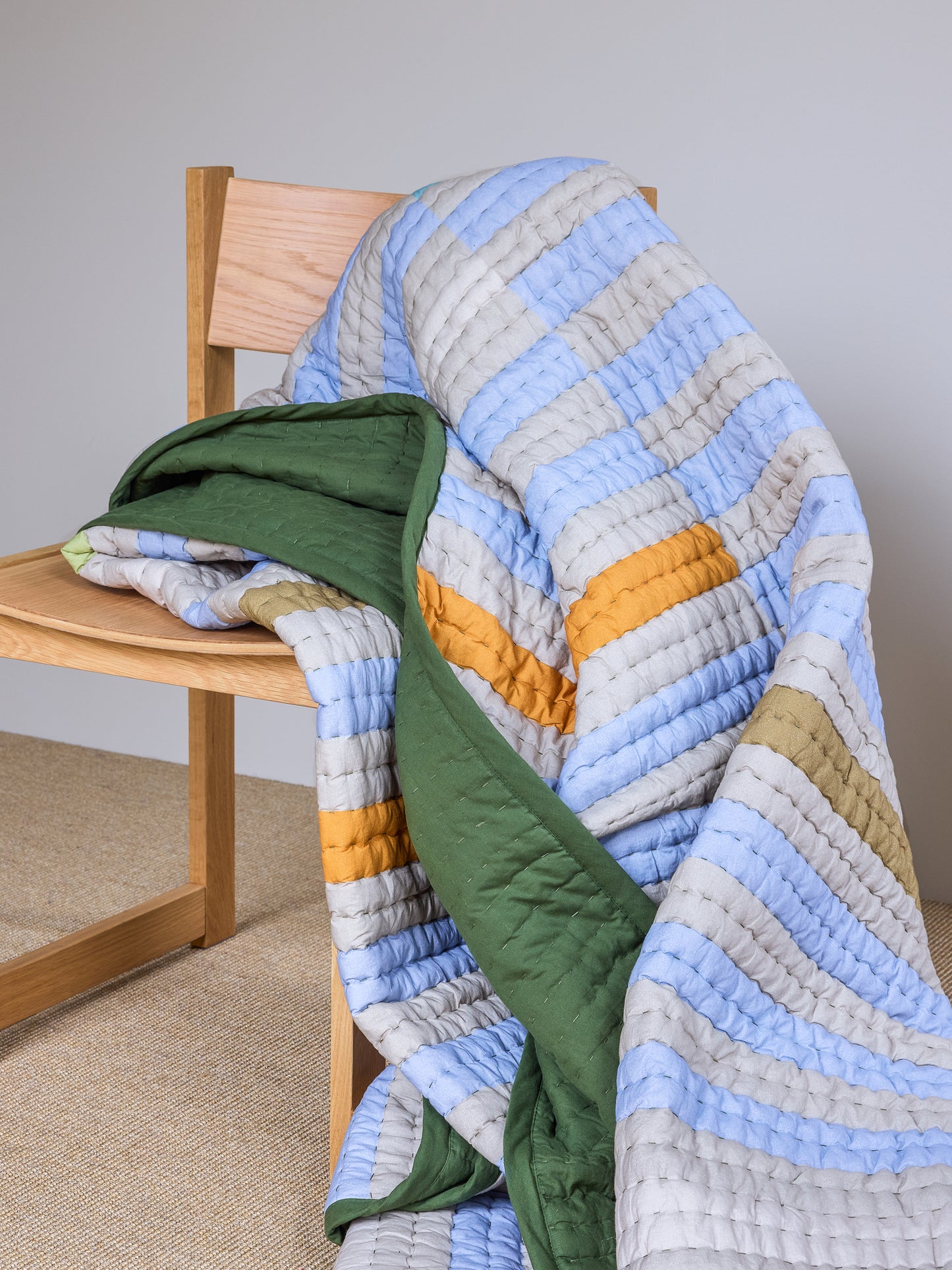 Couvre‑lit Twist Block 260x260 vert foncé/multicolore
