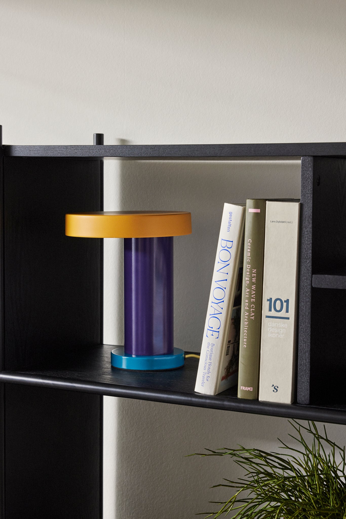 Lampe de table magique violette/jaune