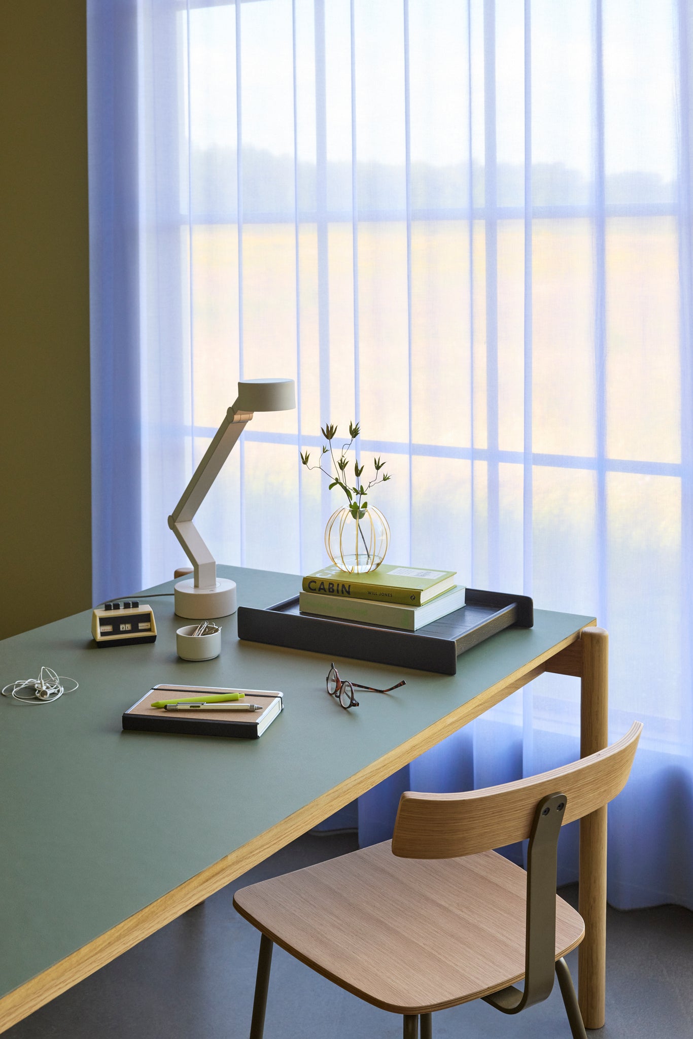 Lampe de table Verve gris clair